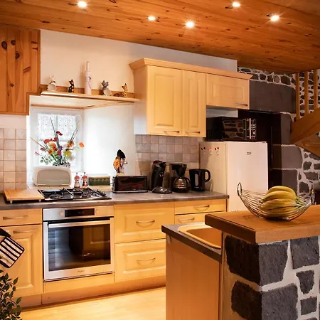 Holiday home Les Hirondelles *